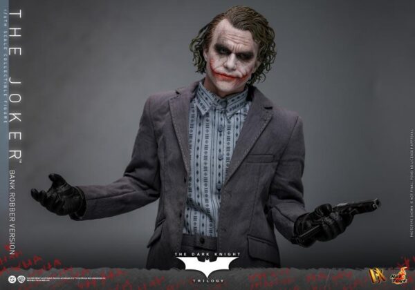 DX50 - The Dark Knight Trilogy - 1/6th scale The Joker (Bank Robber Version) - Image 12