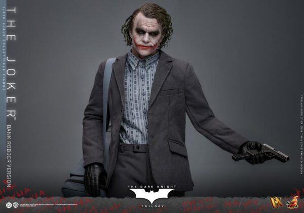 DX50 - The Dark Knight Trilogy - 1/6th scale The Joker (Bank Robber Version) - Image 14