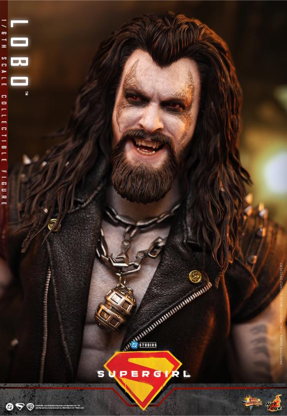 MMS890 – Supergirl™ - 1/6th scale Lobo™ - Image 14
