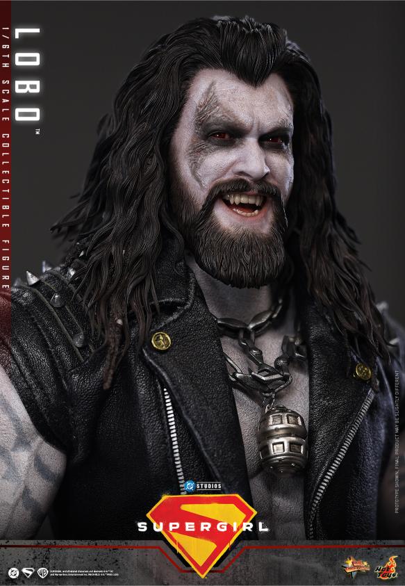 MMS890 – Supergirl™ - 1/6th scale Lobo™ - Image 18