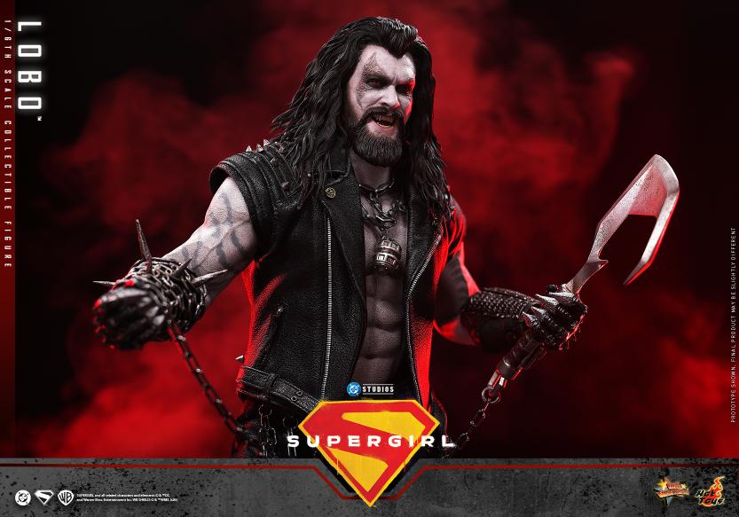 MMS890 – Supergirl™ - 1/6th scale Lobo™ - Image 5