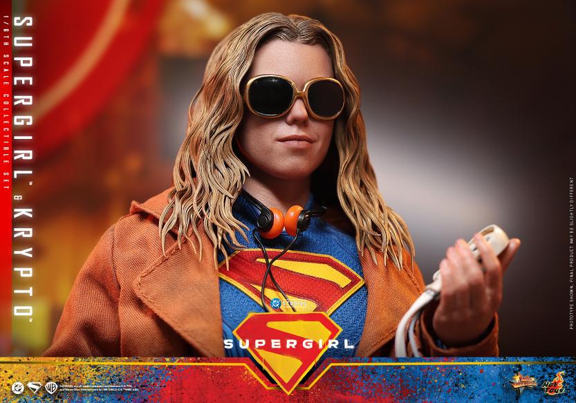 MMS869 – Supergirl™ - 1/6th scale Supergirl™ & Krypto™ Collectible Set - Image 3