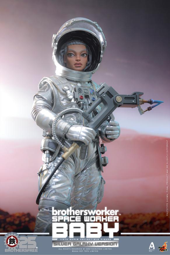 AMC041 - Brothersfree x Hot Toys - 1/6th scale Space Worker Baby (Brothersfree 25th Silver Galaxy Version) - Image 4